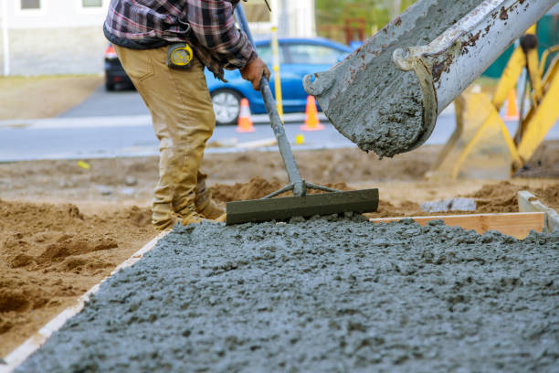 Best Concrete Pool Decks in Fort Pierce North, FL